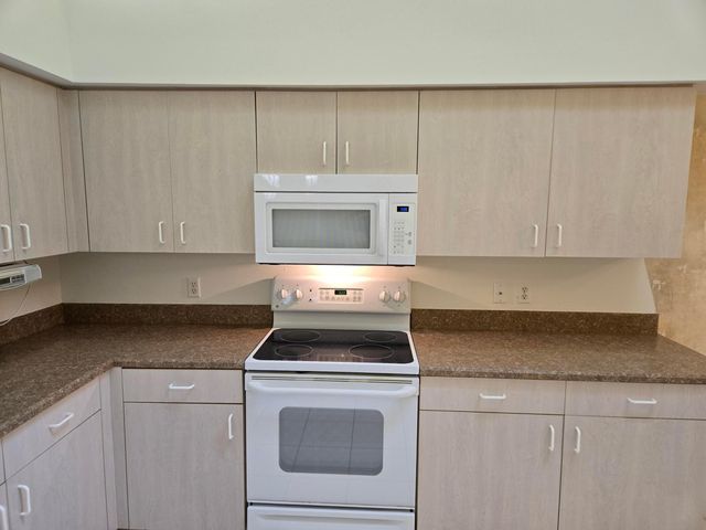 4234 SE Home Way, Port St. Lucie, Port St Lucie, FL 34952