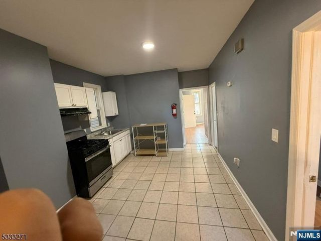 20 Montrose Terrace, Irvington, NJ 07111