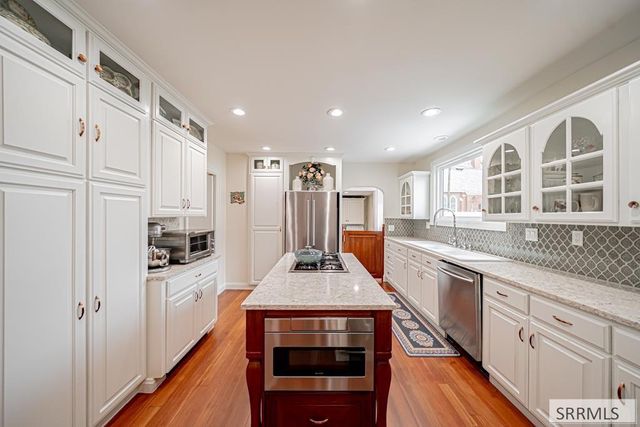 999 S Lee Avenue, Idaho Falls, ID 83404