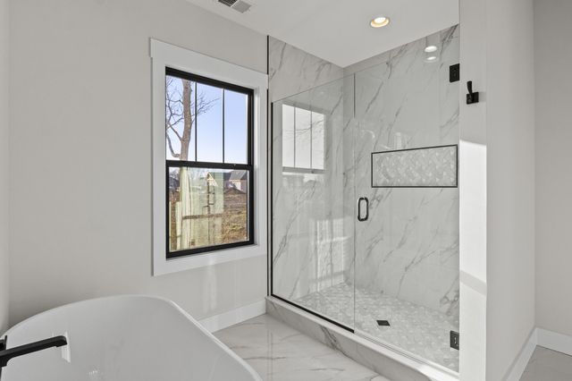 221 Madison Avenue, Nicholasville, KY 40356