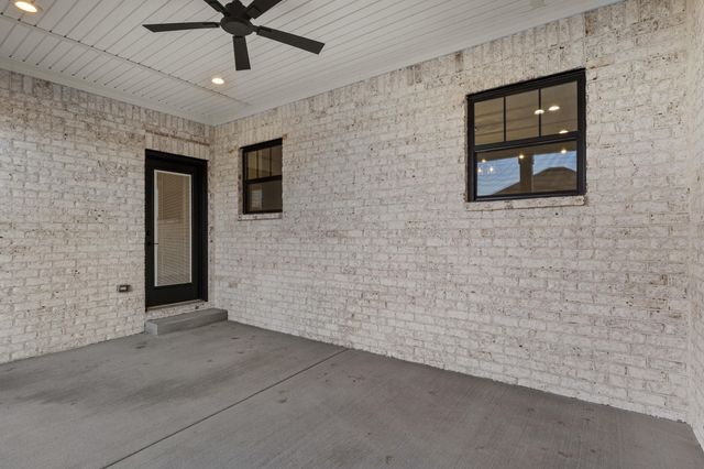 221 Madison Avenue, Nicholasville, KY 40356