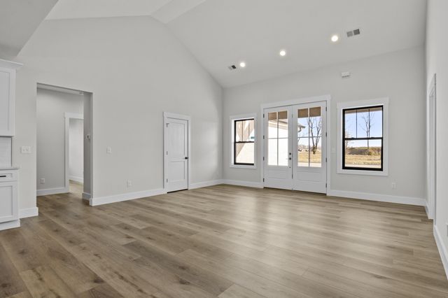 221 Madison Avenue, Nicholasville, KY 40356