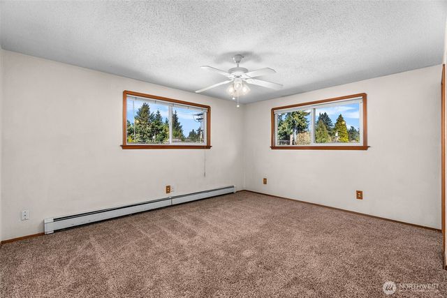 6801 Husky Way SE, Lacey, WA 98503