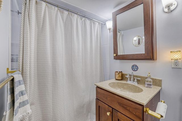 2506 Meridian Drive, Golden Valley, MN 55422