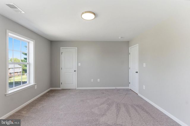 152 GENERAL LEE AVE, Inwood, WV 25428
