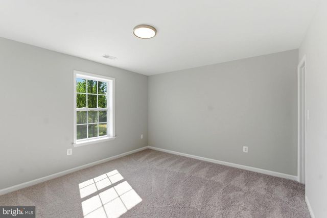 152 GENERAL LEE AVE, Inwood, WV 25428