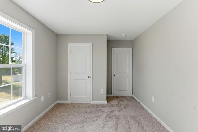 152 GENERAL LEE AVE, Inwood, WV 25428