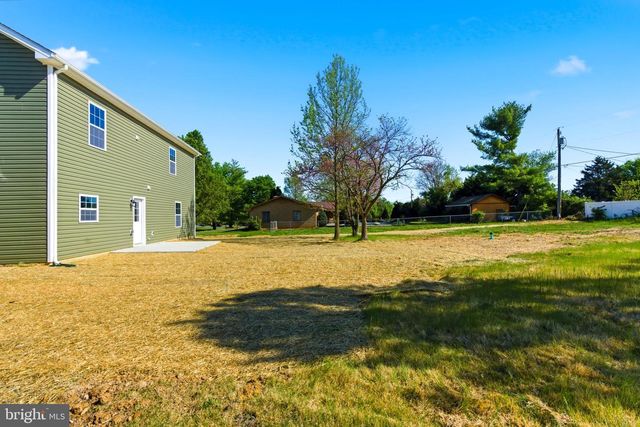 152 GENERAL LEE AVE, Inwood, WV 25428
