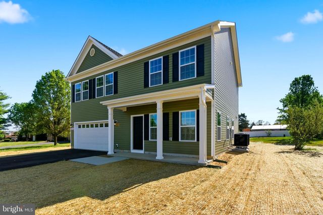 152 GENERAL LEE AVE, Inwood, WV 25428