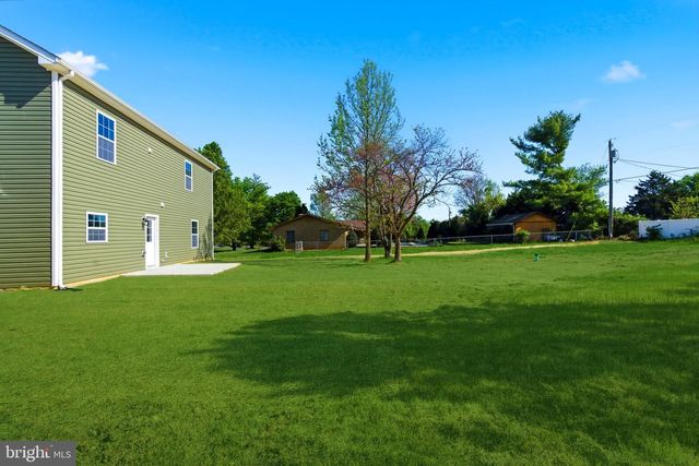 152 GENERAL LEE AVE, Inwood, WV 25428