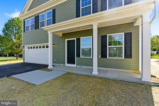 152 GENERAL LEE AVE, Inwood, WV 25428