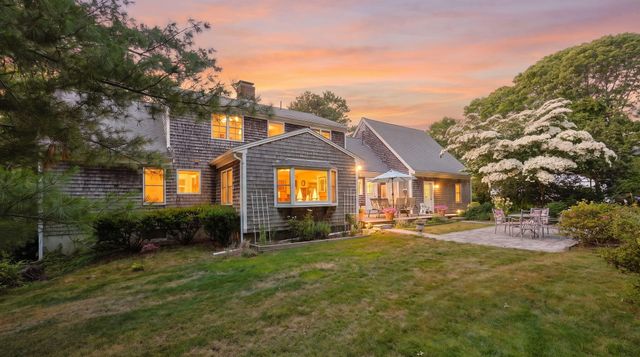 9 Packet Landing, Orleans, MA 02653