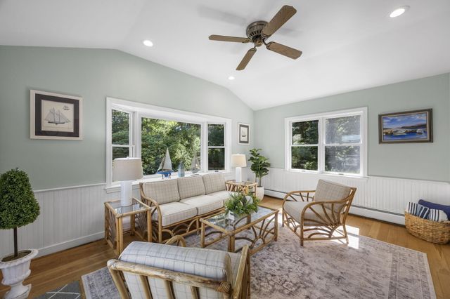 9 Packet Landing, Orleans, MA 02653