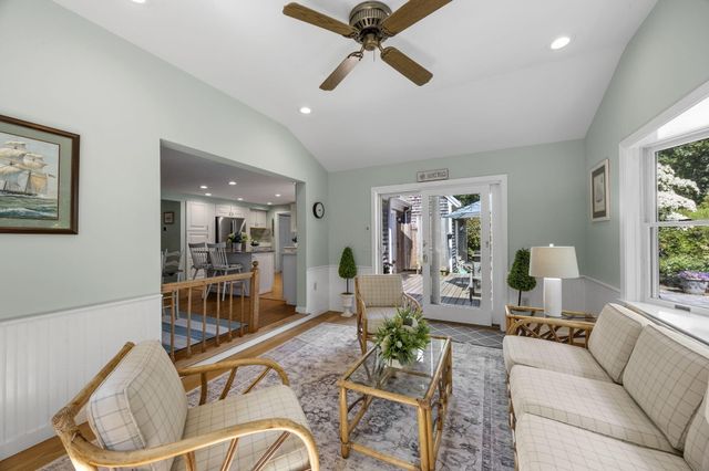 9 Packet Landing, Orleans, MA 02653