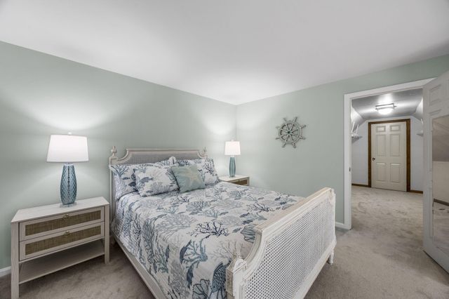 9 Packet Landing, Orleans, MA 02653