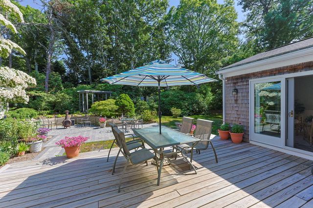 9 Packet Landing, Orleans, MA 02653