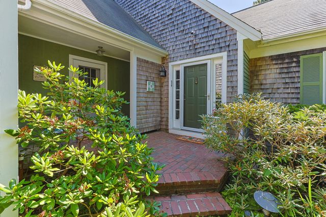 9 Packet Landing, Orleans, MA 02653