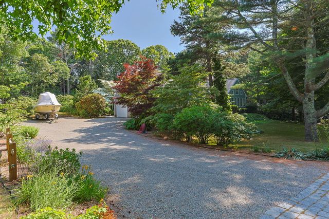 9 Packet Landing, Orleans, MA 02653