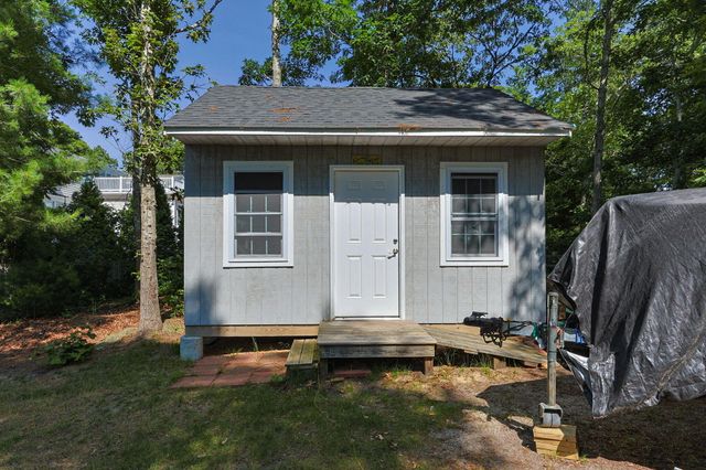 9 Packet Landing, Orleans, MA 02653