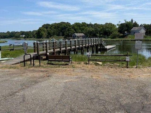9 Packet Landing, Orleans, MA 02653