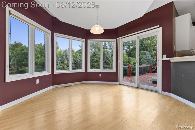 3279 Beach Lake Drive E, Brighton Township, MI 48380