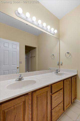 3279 Beach Lake Drive E, Brighton Township, MI 48380