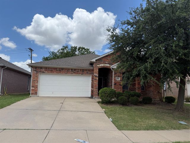 1152 Sunderland Lane, Fort Worth, TX 76134