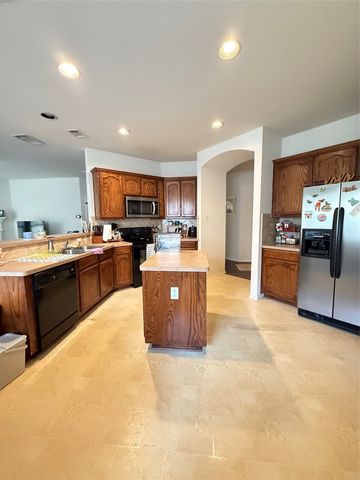 1152 Sunderland Lane, Fort Worth, TX 76134
