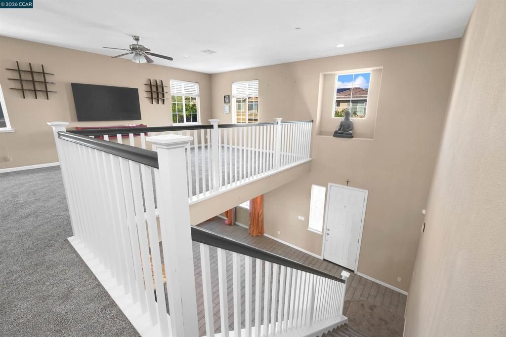 Image 31 of property listing at 2138 Yellow Rose Cir, Fairfield, CA 94534