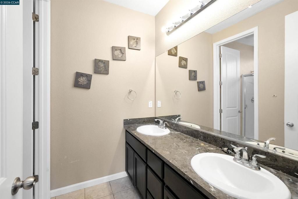Image 49 of property listing at 2138 Yellow Rose Cir, Fairfield, CA 94534