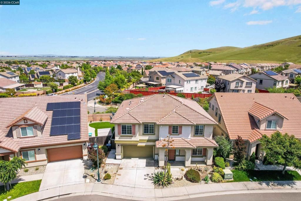 Image 66 of property listing at 2138 Yellow Rose Cir, Fairfield, CA 94534