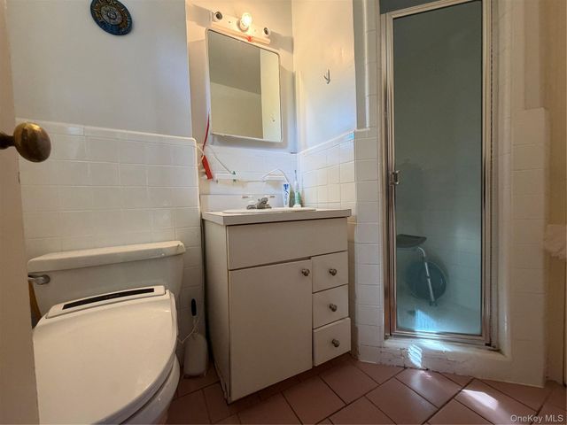 4 Chateaux Circle 4C, Scarsdale, NY 10583