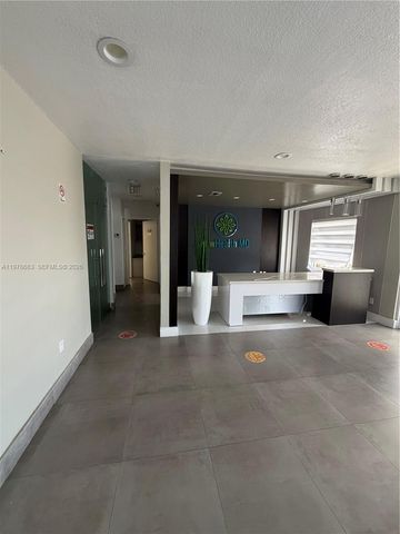 4751 W 4th Ave, Hialeah, FL 33012