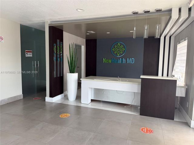 4751 W 4th Ave, Hialeah, FL 33012