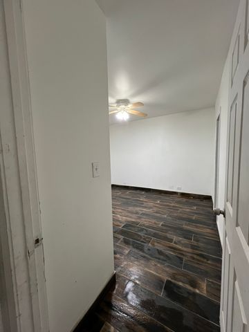 3008 W Flournoy Street 1, Chicago, IL 60612