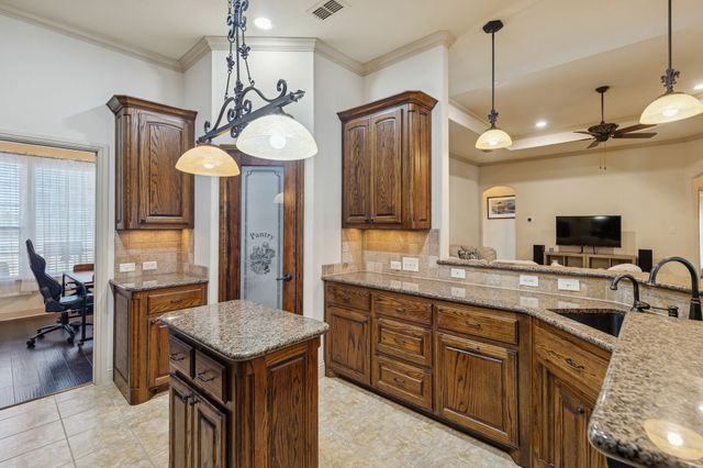 14309 Edgemon Way, Newark, TX 76071