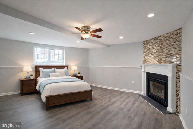 9804 BRIGHTLEA DR, Vienna, VA 22181