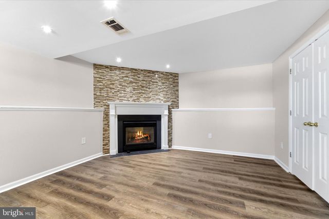 9804 BRIGHTLEA DR, Vienna, VA 22181