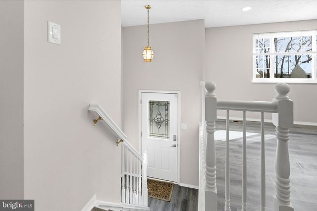 9804 BRIGHTLEA DR, Vienna, VA 22181