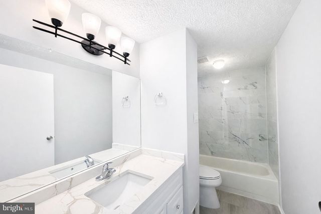 9804 BRIGHTLEA DR, Vienna, VA 22181