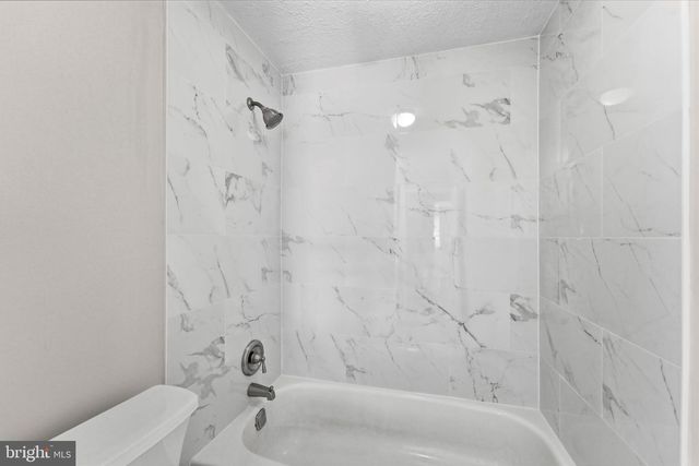 9804 BRIGHTLEA DR, Vienna, VA 22181