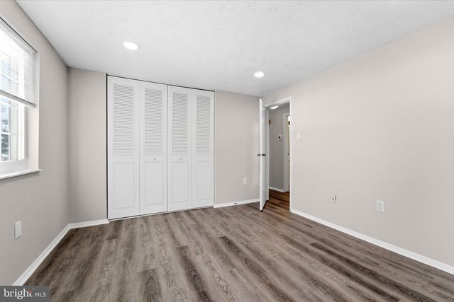 9804 BRIGHTLEA DR, Vienna, VA 22181