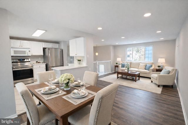 9804 BRIGHTLEA DR, Vienna, VA 22181