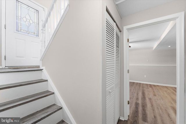 9804 BRIGHTLEA DR, Vienna, VA 22181