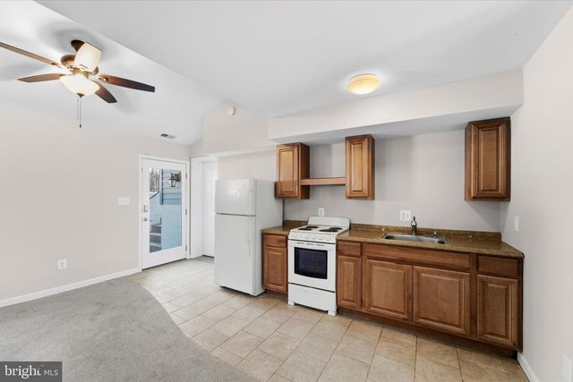 9804 BRIGHTLEA DR, Vienna, VA 22181