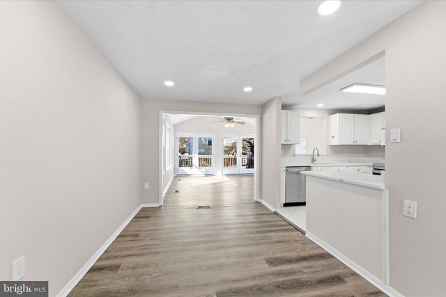 9804 BRIGHTLEA DR, Vienna, VA 22181