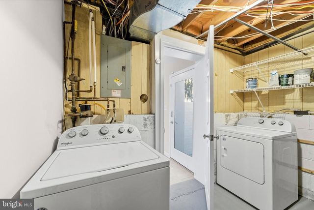 9804 BRIGHTLEA DR, Vienna, VA 22181