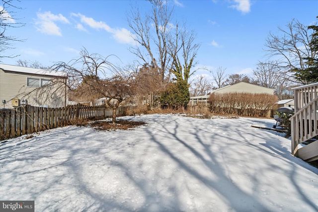 9804 BRIGHTLEA DR, Vienna, VA 22181