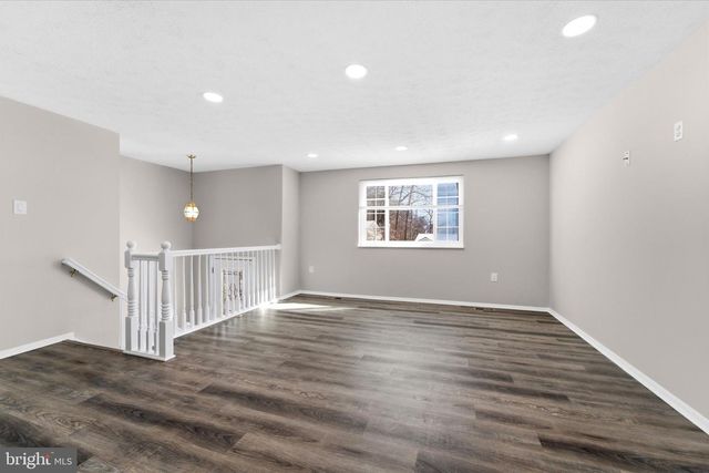 9804 BRIGHTLEA DR, Vienna, VA 22181