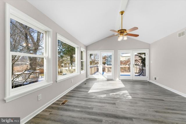 9804 BRIGHTLEA DR, Vienna, VA 22181